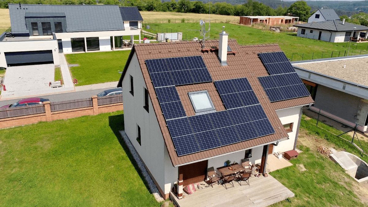 Fotovoltaika 7,36 kWp, Jílové u Prahy, okres Praha-západ