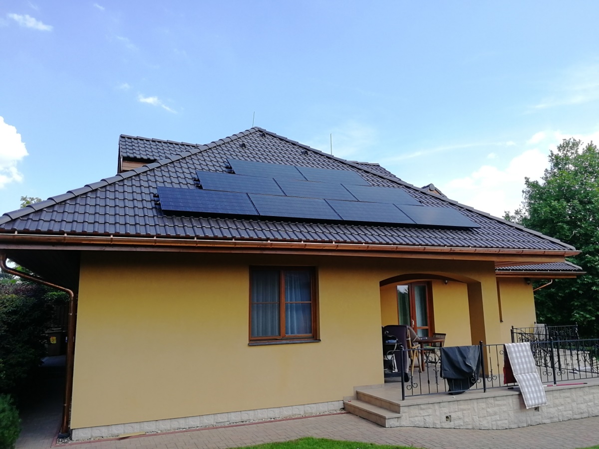 Solární elektrárna 5,76 kWp, Babice, okres Praha-východ