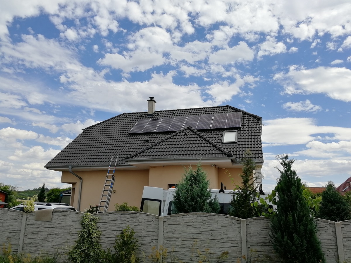 Fotovoltaika 6,84 kWp, Tuhaň, okres Mělník 