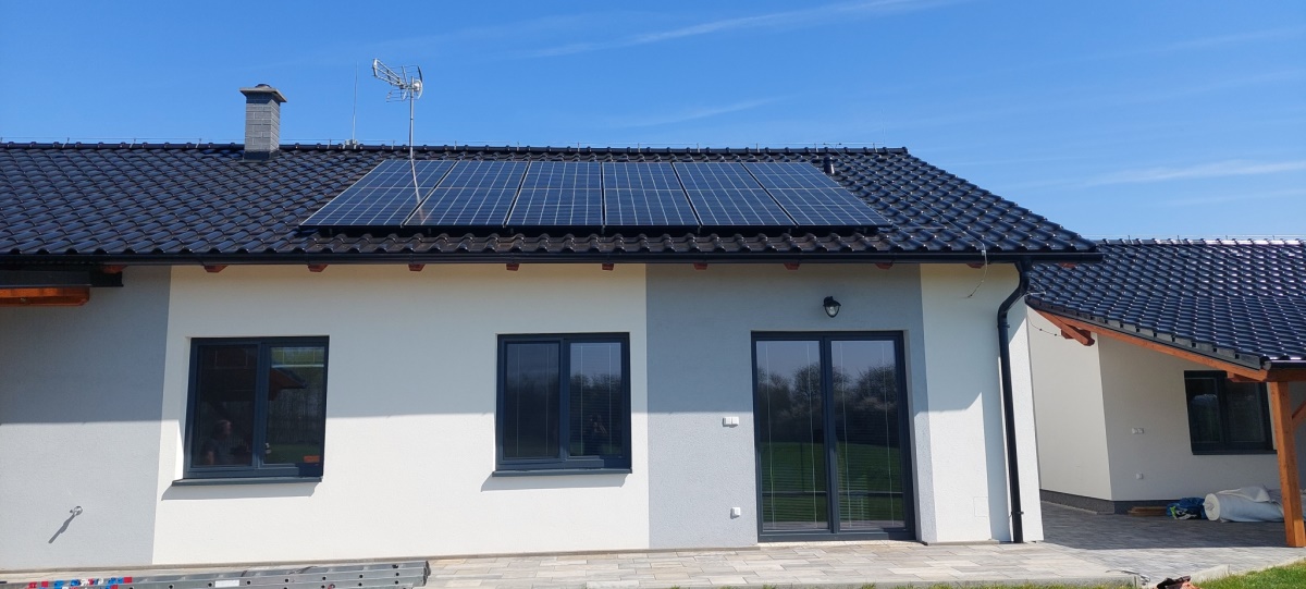 Solární elektrárna  5,40 kWp, Žiželice, okres Kolín 