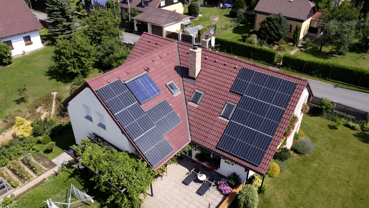 Solární elektrárna 8,10 kWp, Ohrobec, okres Praha - západ